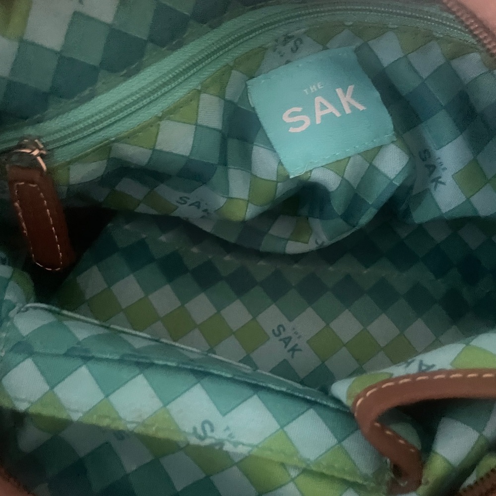The SAK Small Tan Shoulder Bag - Picture 7 of 8